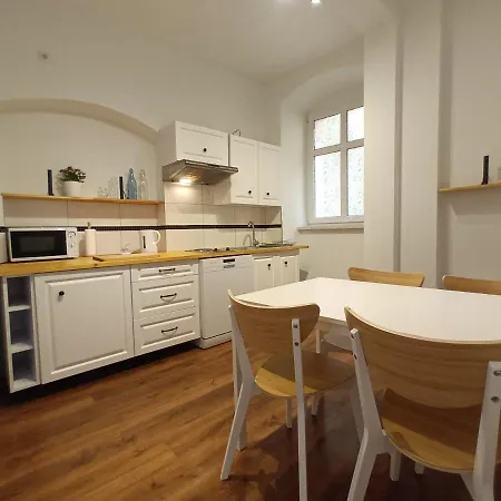 Majowka W Karkonoszach * 코바리